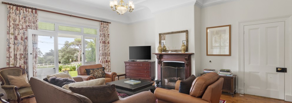 Clydesville – Stay 3, Pay 2